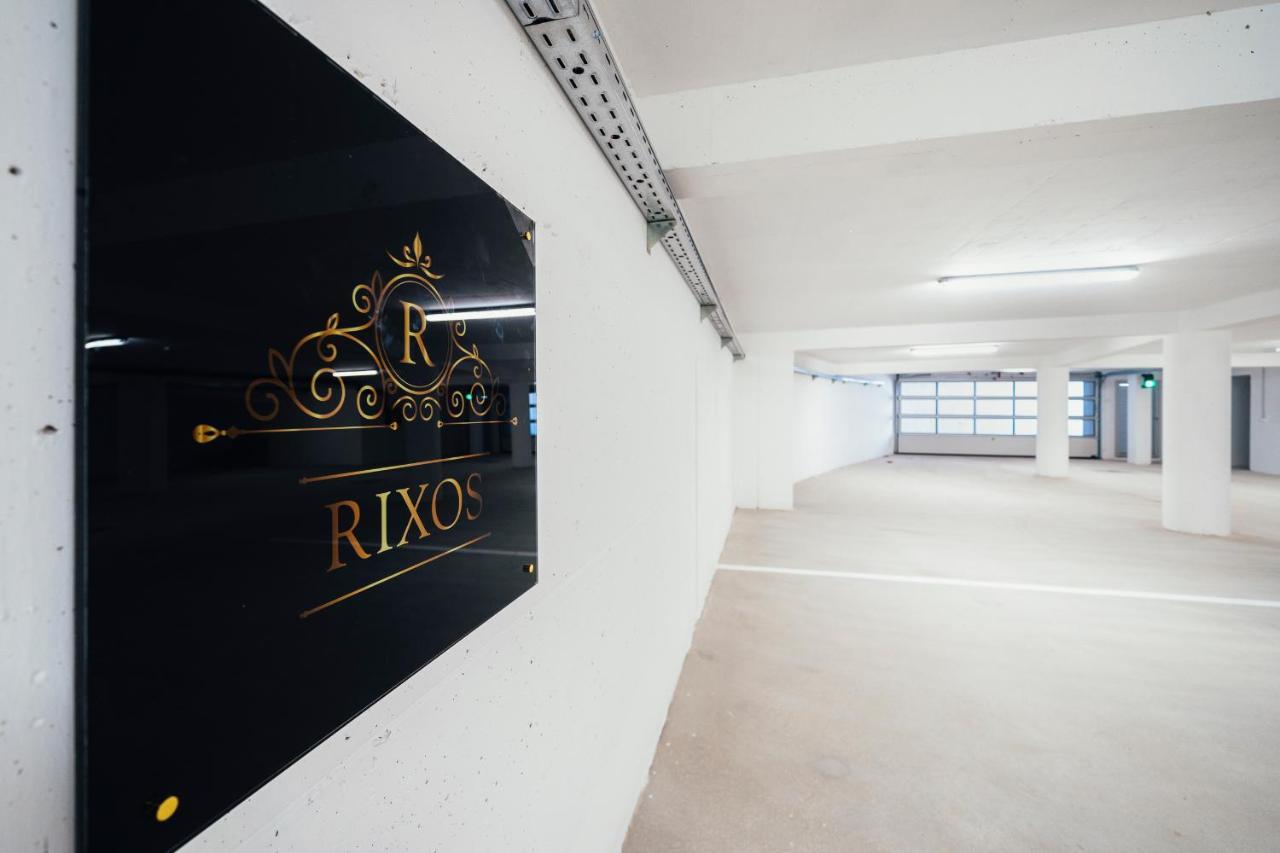Apartment Rixos Zadar Private Parking Garage Exterior foto